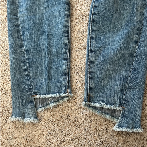 DL1961 NWT Emma Low-Rise Skinny Claiborne Blue Denim Jeans Pants **Size 25* 🌸🌸 - Picture 5 of 8